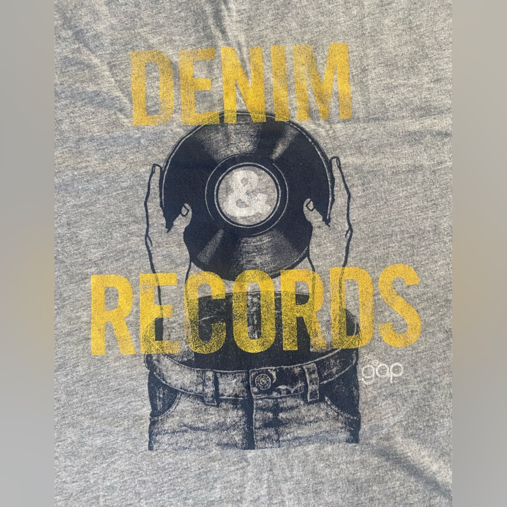 GAP Men’s tee ‘Denim Records’